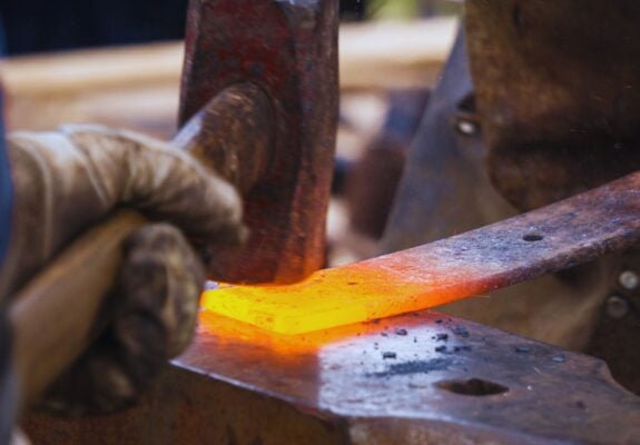 Forge de Sabre Japonais à Otsu, Kyoto : Atelier avec Maître Forgeron